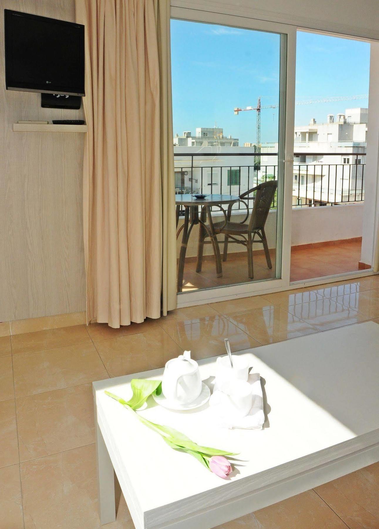 Apartamentos Avenida - Mc Apartamentos Ibiza エクステリア 写真